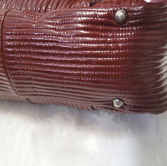 ⭐CHLOÉ 💯Authentic Patent Leather Handbag - Picture 11 of 16